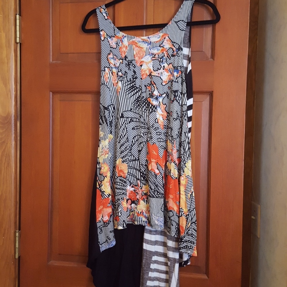 Volcum dress/tunic